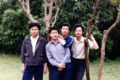 four.jpg (42880 bytes)